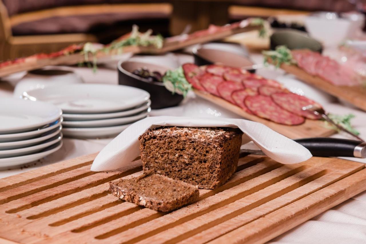 Hotel Pinzgauerhof - Inclusive Evening Dinner سالباخ هينترغليم المظهر الخارجي الصورة