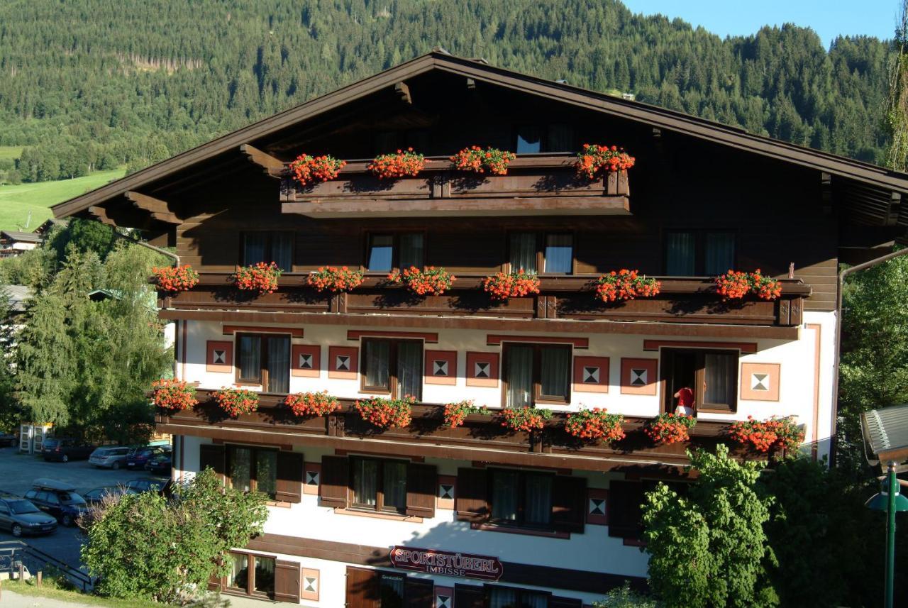 Hotel Pinzgauerhof - Inclusive Evening Dinner سالباخ هينترغليم المظهر الخارجي الصورة